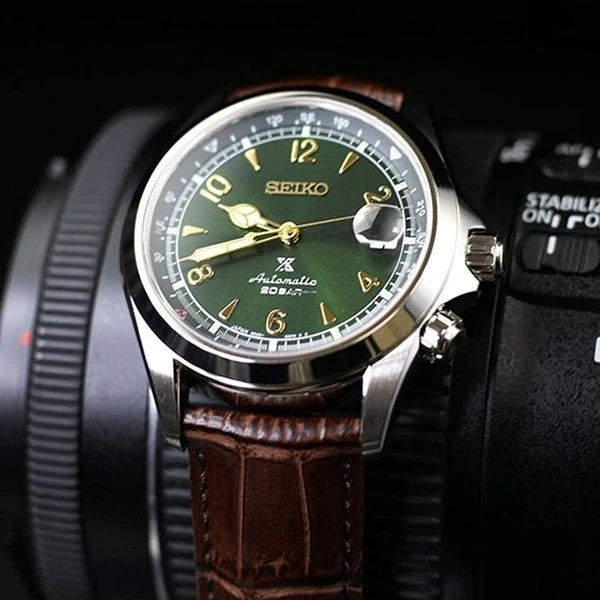 OMG Emerald Classic Leather Watch