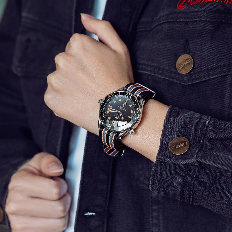 OMG Seamaster 007 Limited Edition Watch