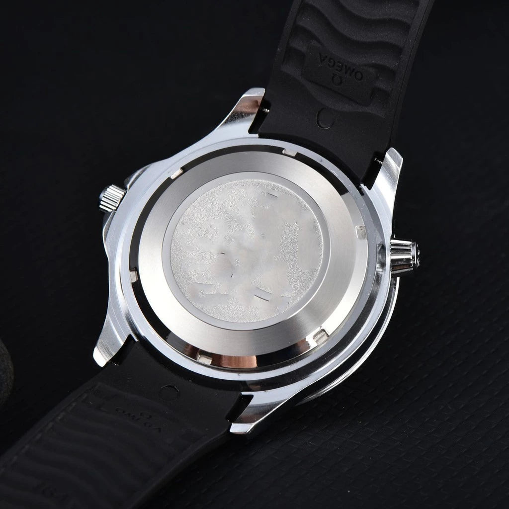 OMG Seamaster 007 Limited Edition Watch